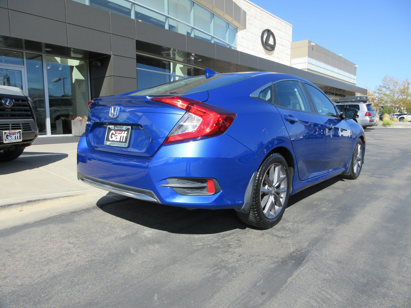 Used 2019 Honda Civic EX image 9