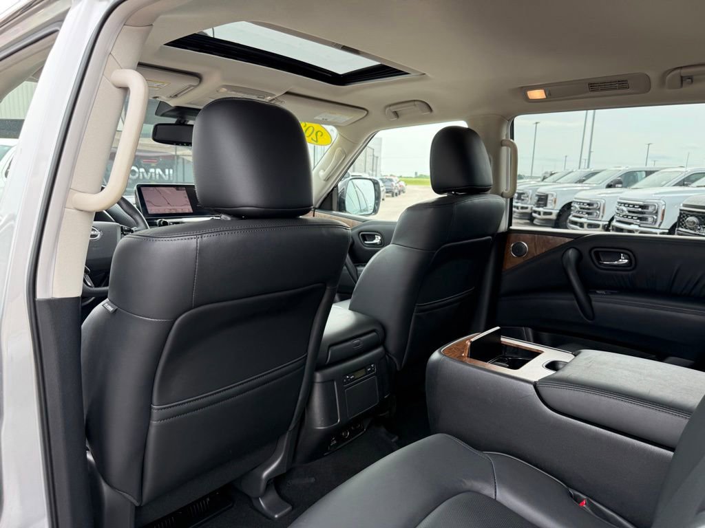 Used 2024 Nissan Armada SL w/ Captain's Chairs Package RWD image 23