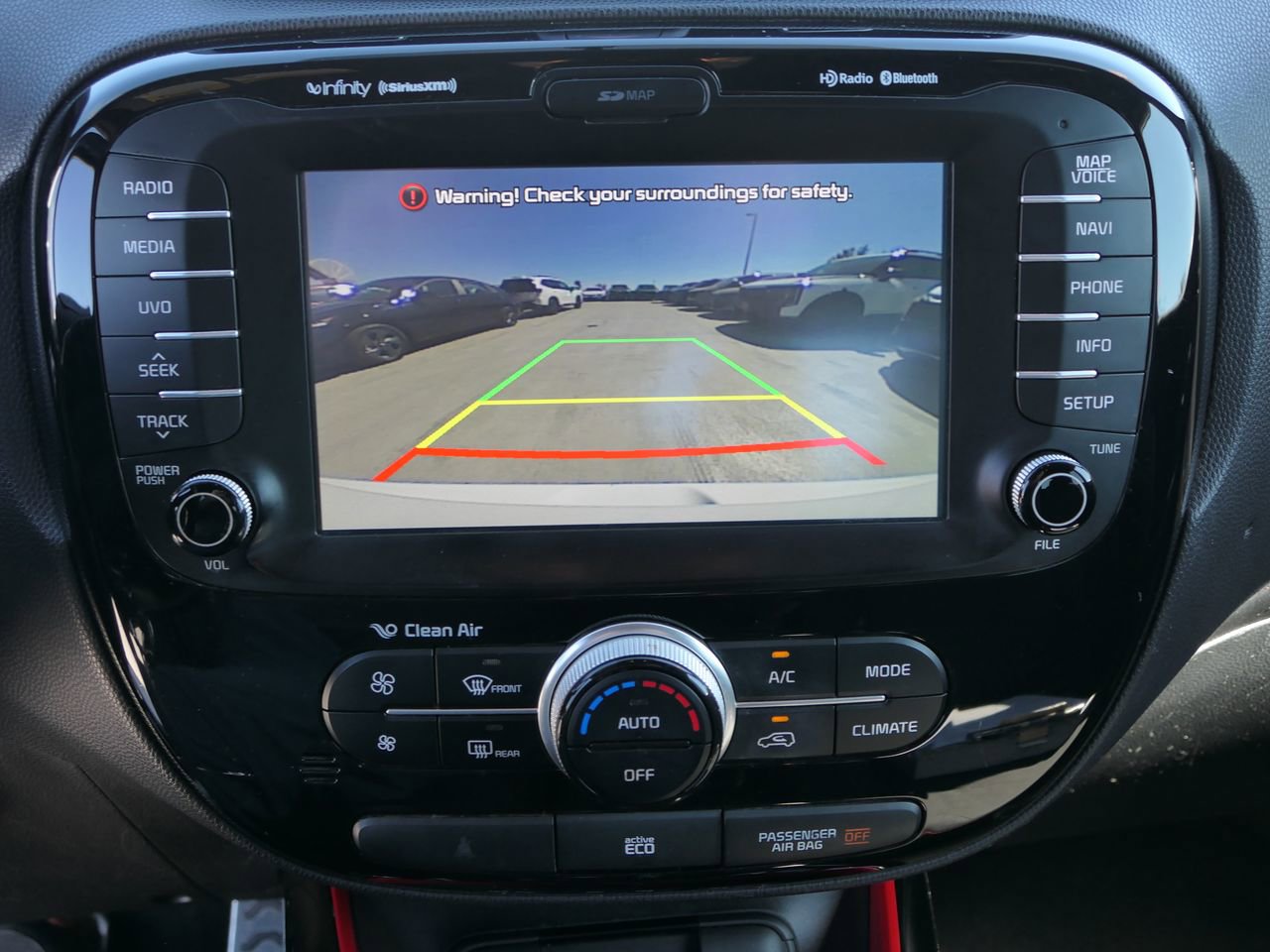 Used 2014 Kia Soul + image 29