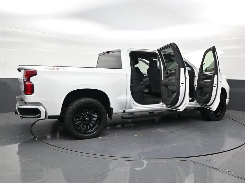 Used 2024 Chevrolet Silverado 1500 RST w/ Redline Edition AWD/4WD image 28
