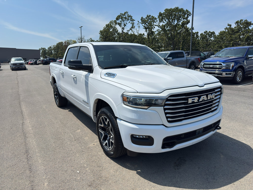 Used 2025 RAM 1500 Laramie w/ Laramie Southwest Edition AWD/4WD image 3