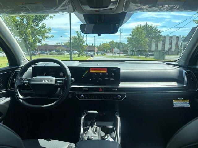 New 2026 Kia Sorento S AWD/4WD image 3
