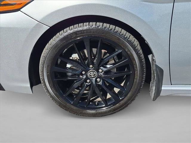 Used 2023 Toyota Camry XSE FWD image 23