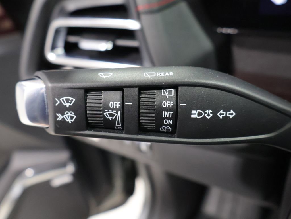 Used 2024 Chevrolet Traverse RS w/ LPO, Floor Liner Package image 40