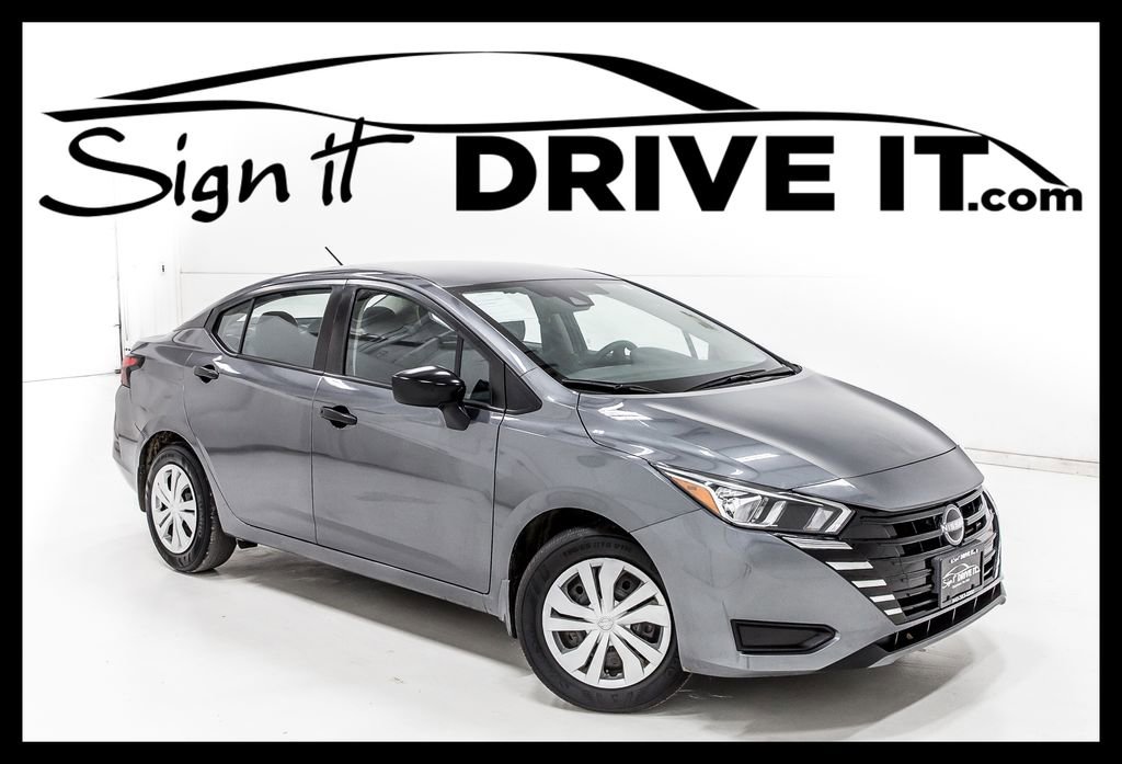 Used 2024 Nissan Versa S w/ Trunk Package