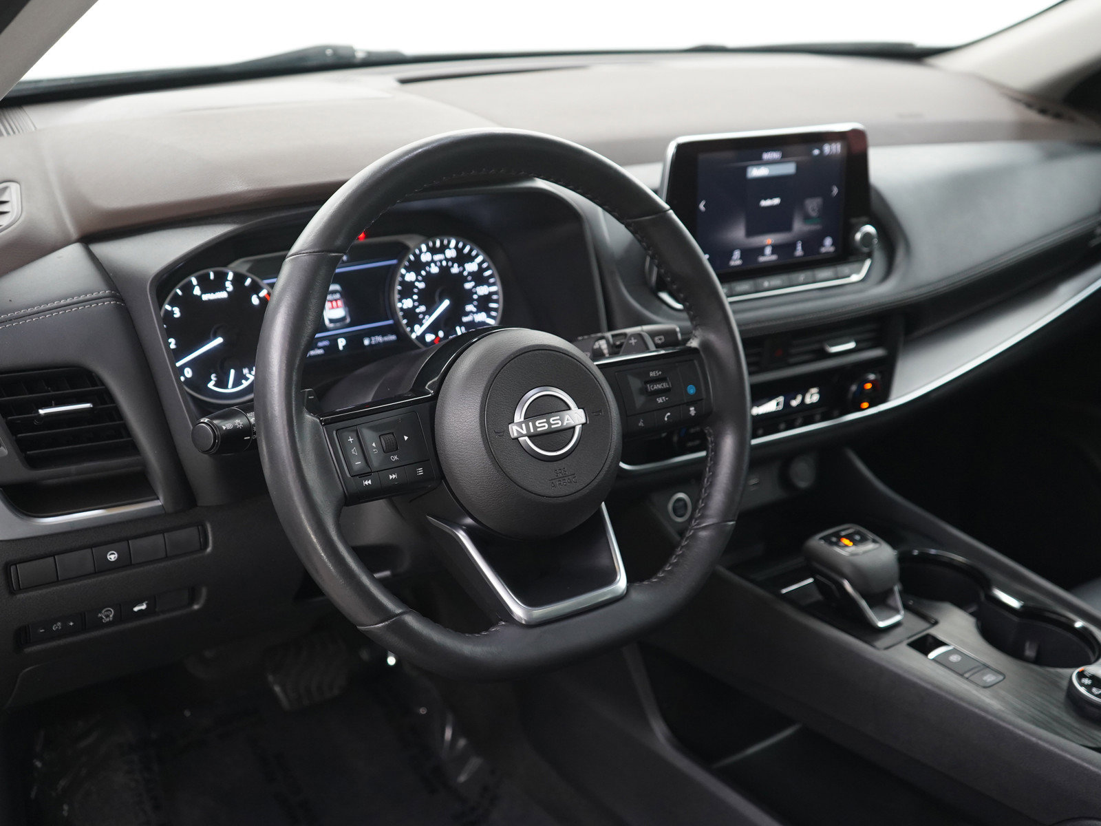 Used 2023 Nissan Rogue SV w/ SV Premium B Package AWD/4WD image 21