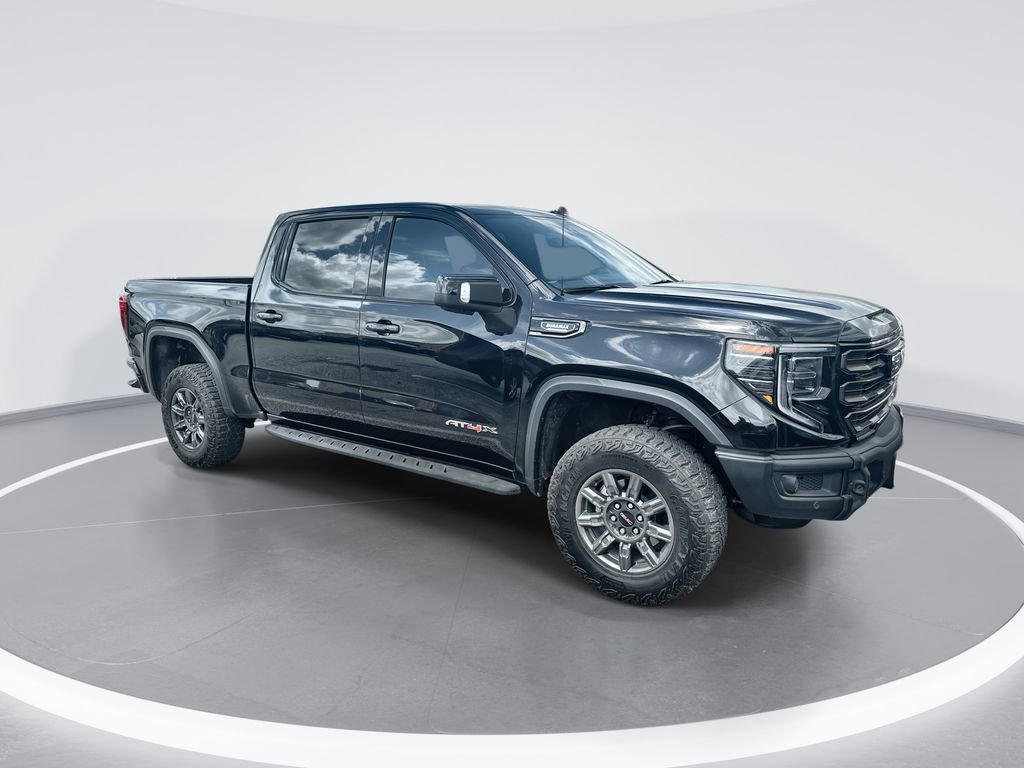 Used 2025 GMC Sierra 1500 AT4X image 1