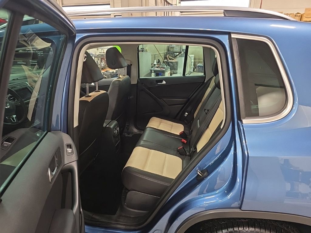 Used 2017 Volkswagen Tiguan Wolfsburg Edition image 28