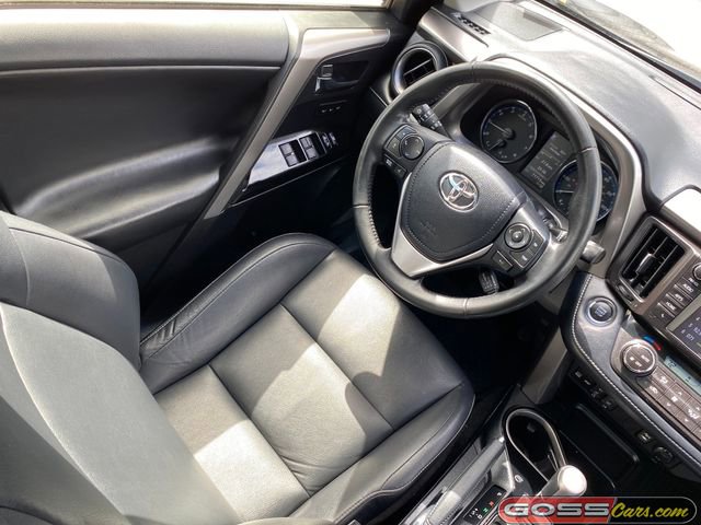 Used 2018 Toyota RAV4 Limited w/ All Weather Liner Package AWD/4WD image 21
