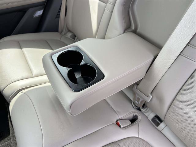 Used 2022 Lincoln Corsair AWD w/ Premium Package image 11