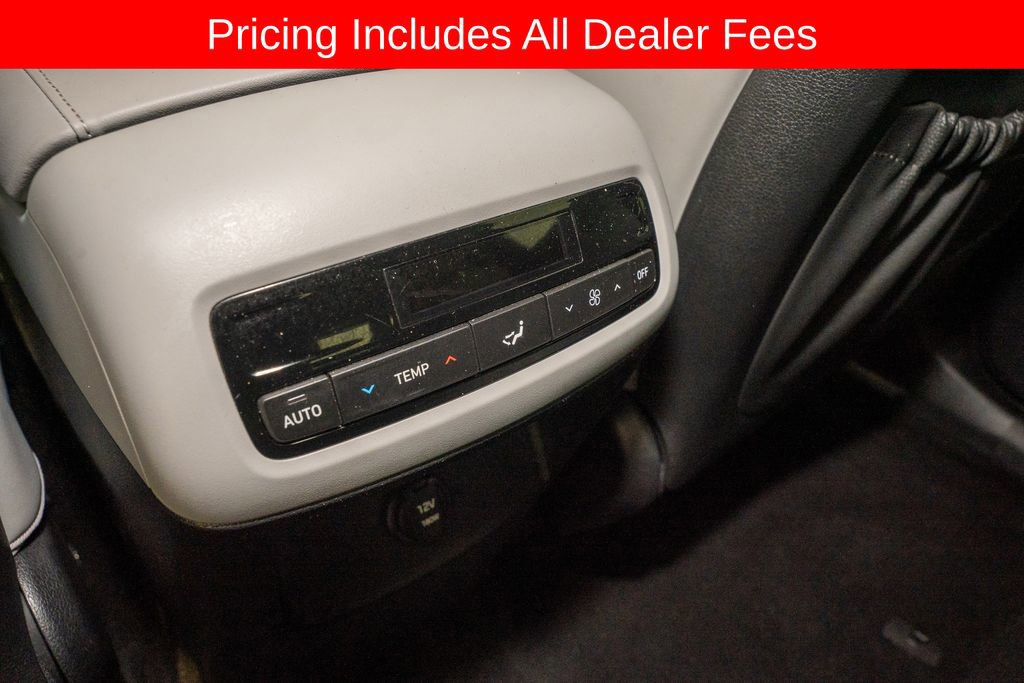 Used 2024 Hyundai Palisade SEL FWD image 8