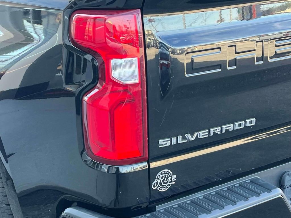 Used 2019 Chevrolet Silverado 1500 Custom w/ Trailering Package image 10