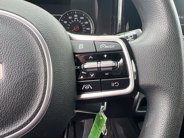 Used 2023 Kia Sorento LX FWD image 24
