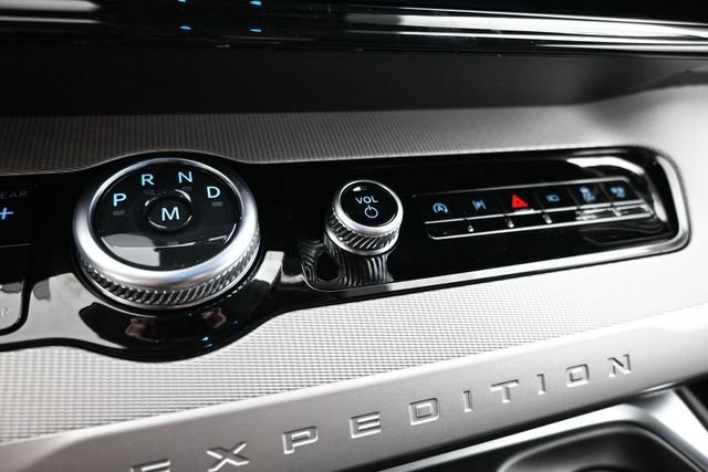 New 2026 Ford Expedition Active RWD image 18