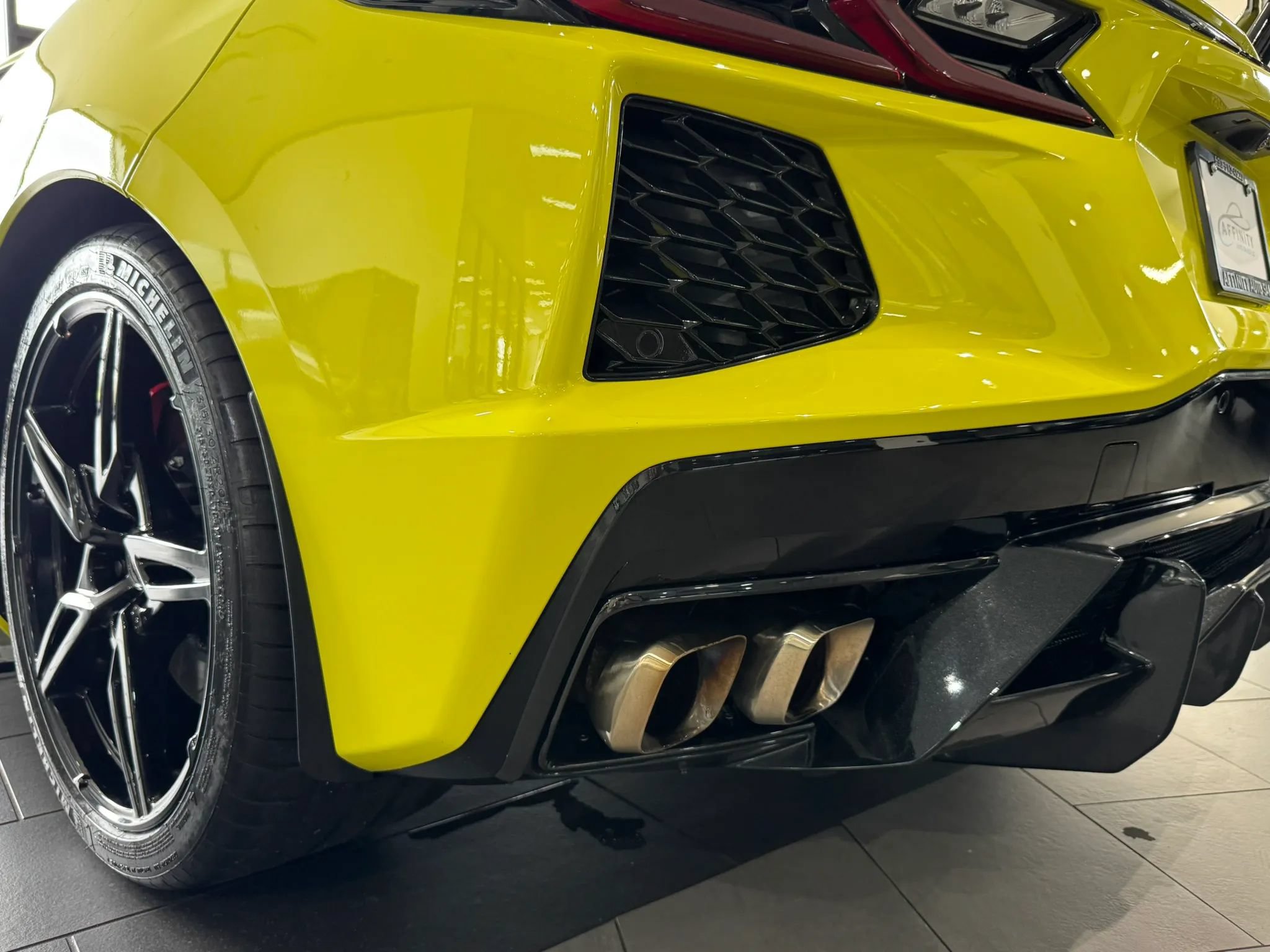 Used 2023 Chevrolet Corvette Stingray Coupe w/ Z51 Performance Package RWD image 64