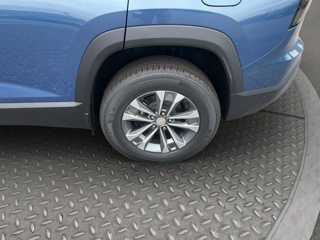 New 2026 Chevrolet Equinox LT w/ Convenience Package II image 24