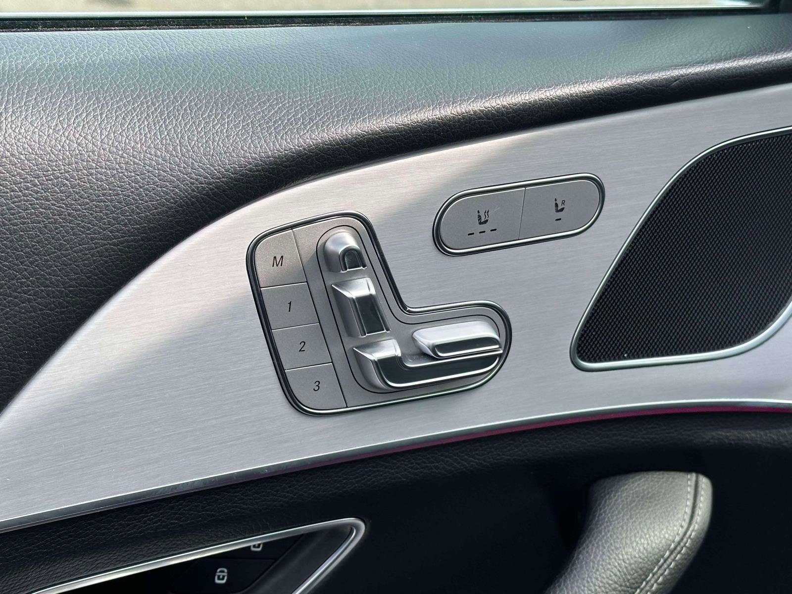 Used 2024 Mercedes-Benz GLE 450e GLE 450e Plug-In Hybrid 4MATIC image 17