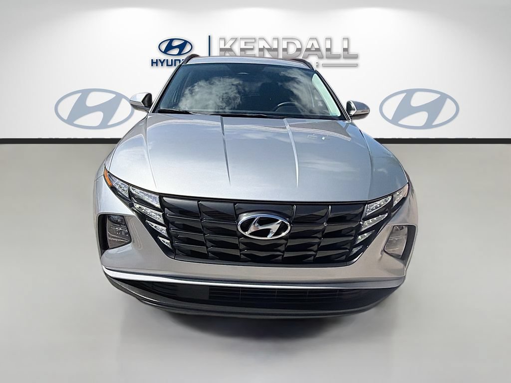 Used 2023 Hyundai Tucson SEL FWD image 2