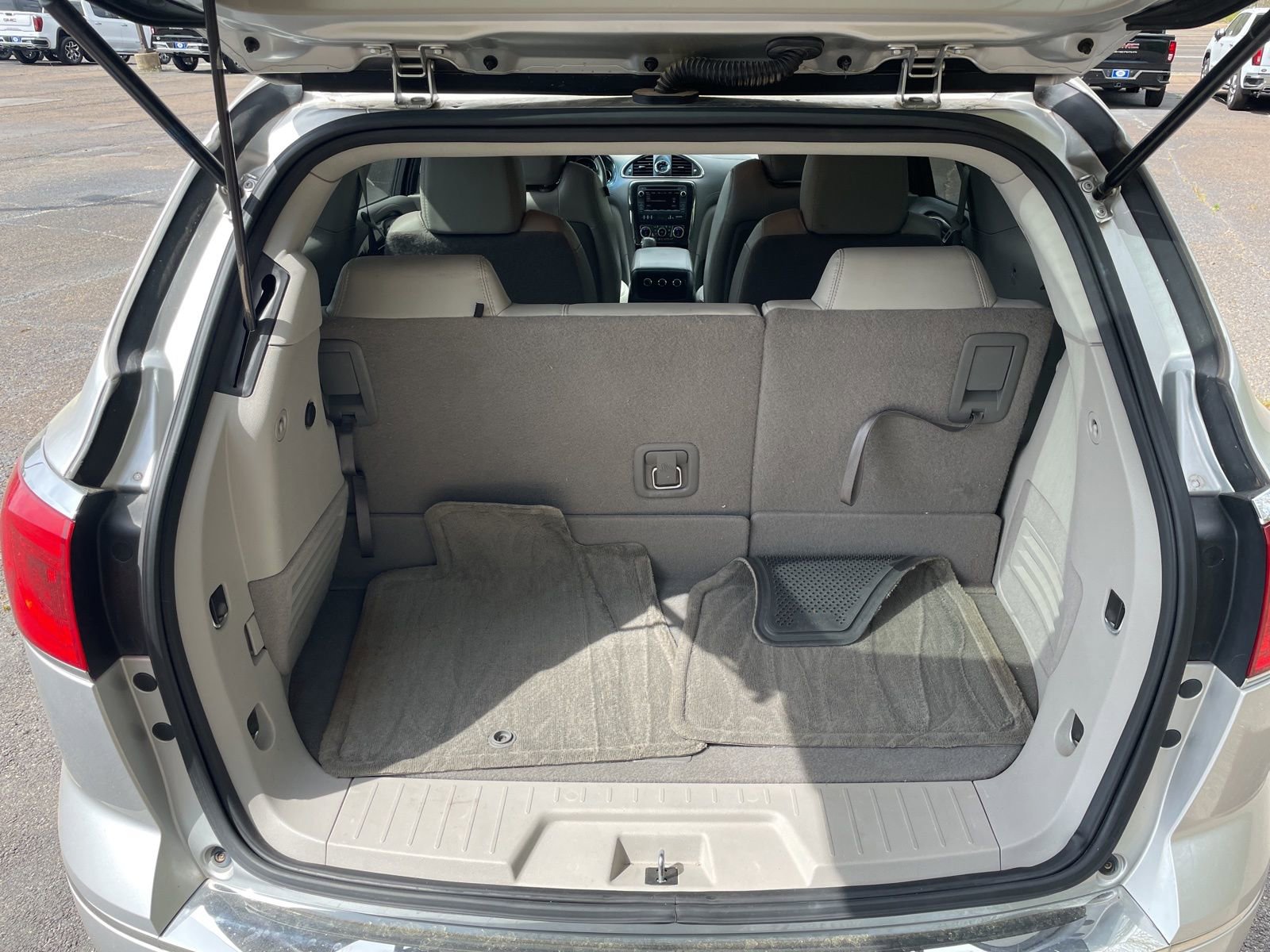 Used 2017 Buick Enclave Leather image 32