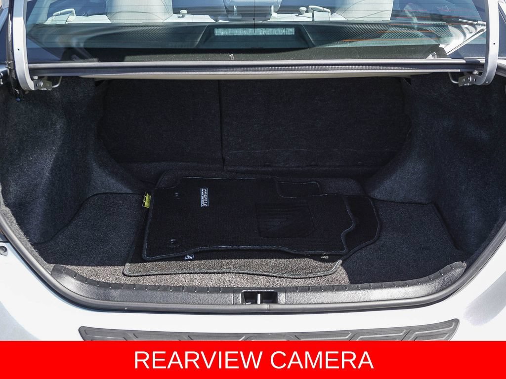 Used 2015 Toyota Corolla LE FWD image 24