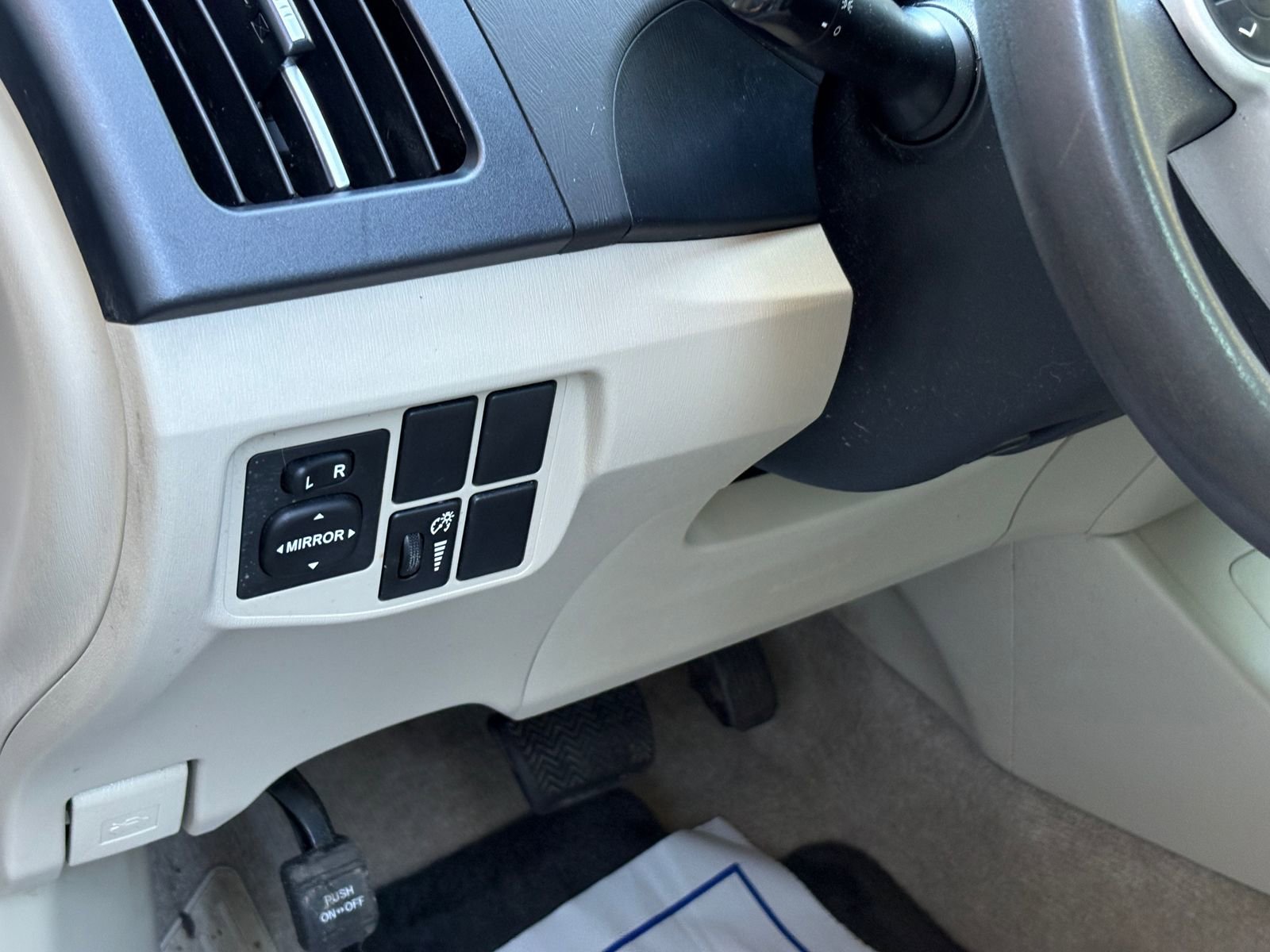 Used 2010 Toyota Prius Two image 12