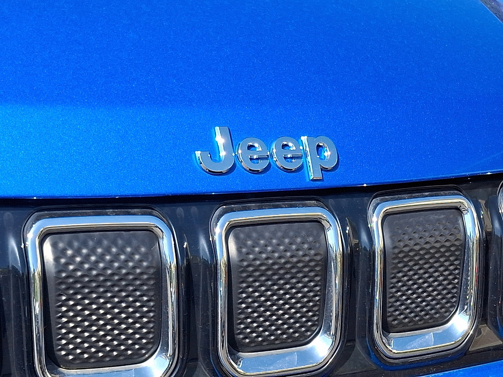 Certified 2022 Jeep Compass Limited AWD/4WD image 32