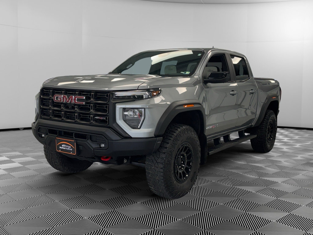 Used 2024 GMC Canyon AT4X w/ AT4X AEV Edition AWD/4WD image 4