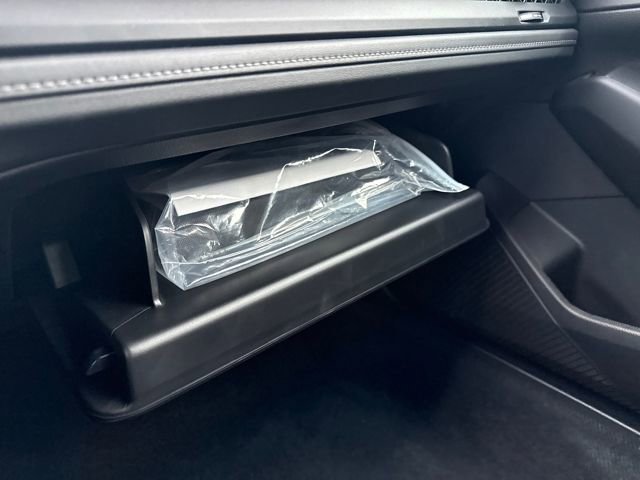 Certified 2025 Honda Accord LX image 37