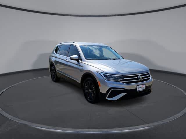 Used 2024 Volkswagen Tiguan SE FWD video 2