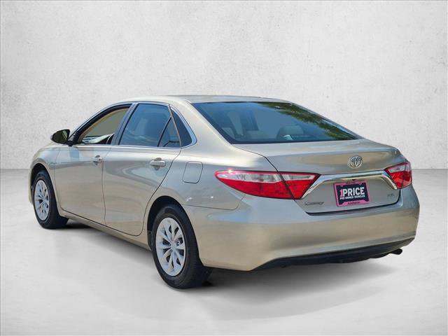 Used 2017 Toyota Camry LE FWD image 7