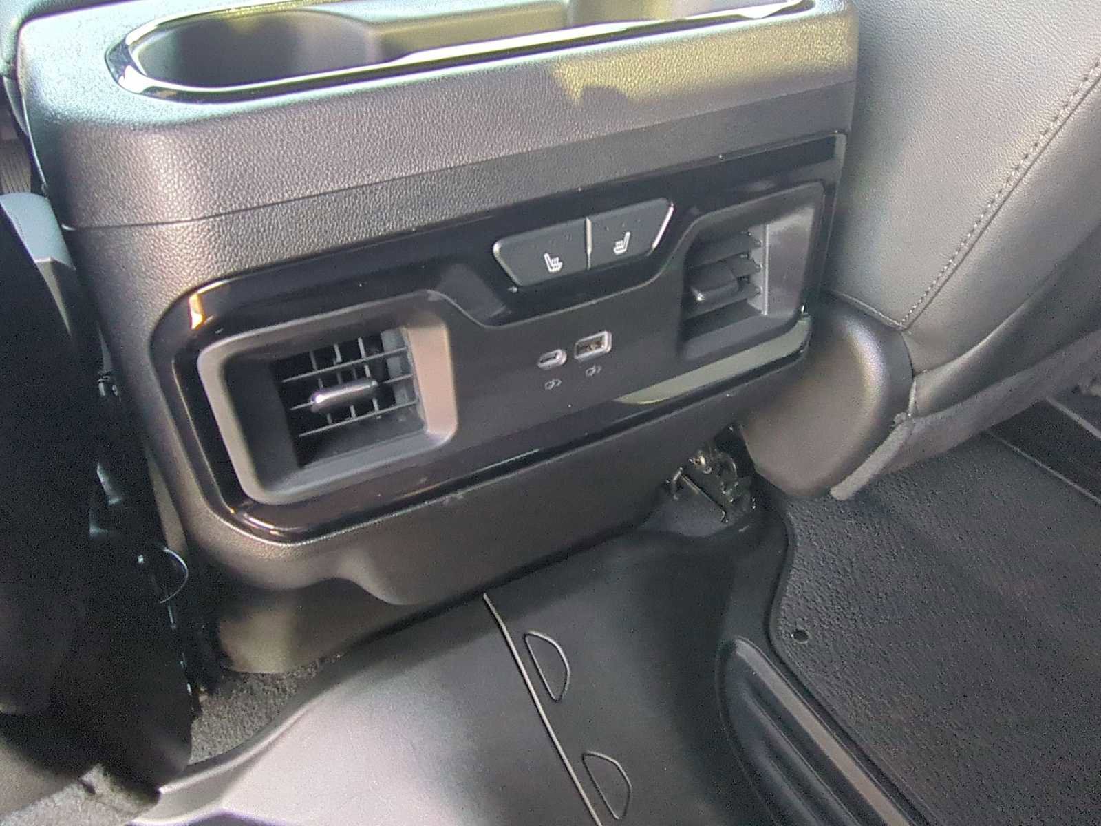 Used 2024 GMC Sierra 2500 AT4 w/ AT4 Premium Plus Package AWD/4WD image 21