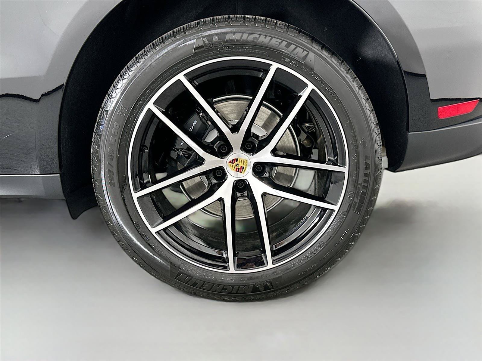 Certified 2026 Porsche Macan Turbo AWD/4WD image 6