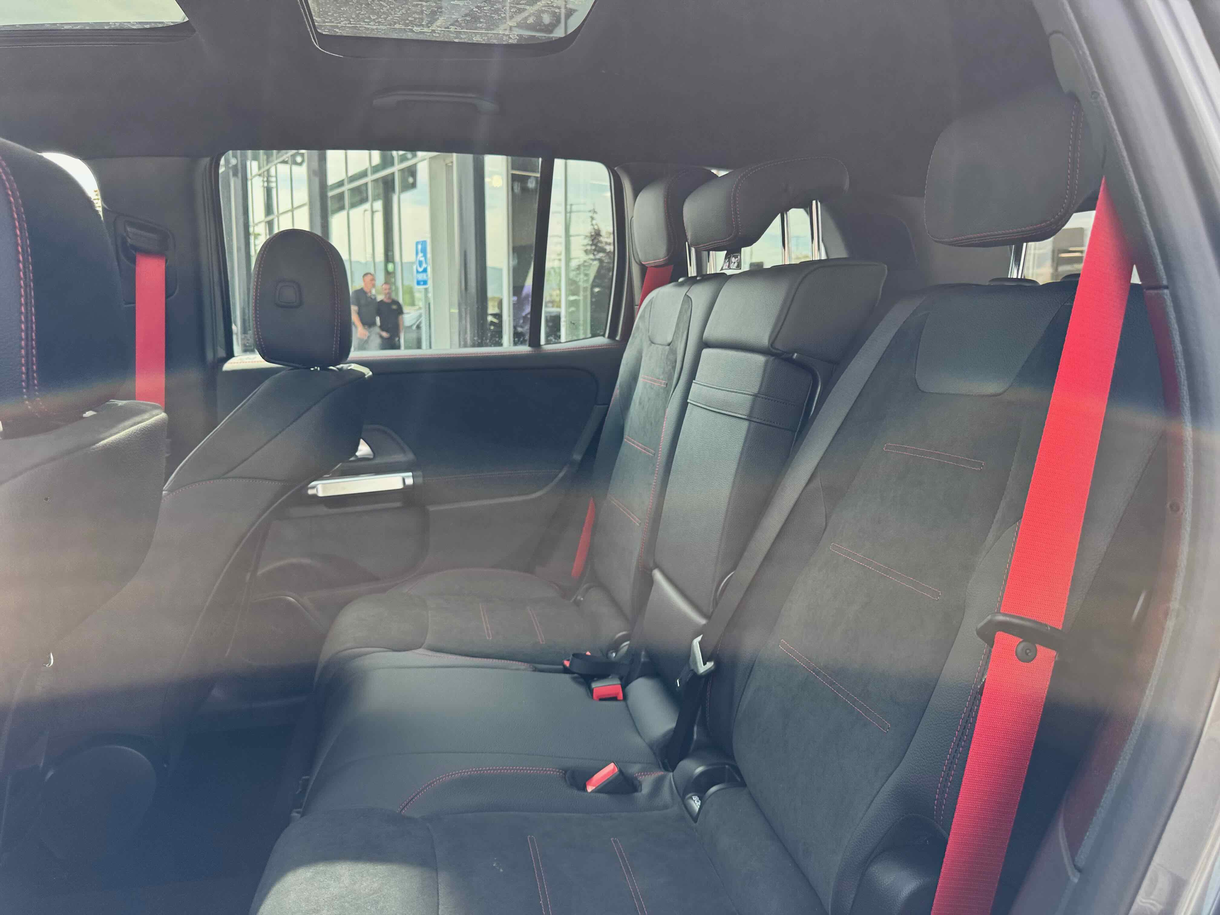 New 2025 Mercedes-Benz GLB 35 AMG 4MATIC image 28