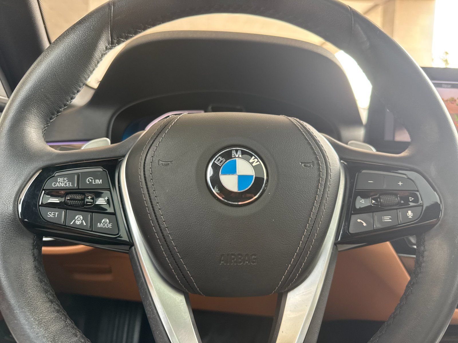 Used 2021 BMW 530e xDrive w/ Premium Package AWD/4WD image 23