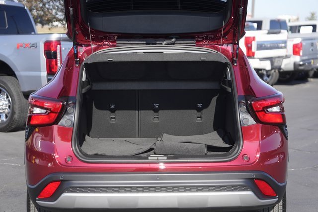 Used 2025 Chevrolet Trax LT w/ Driver Confidence Package image 31