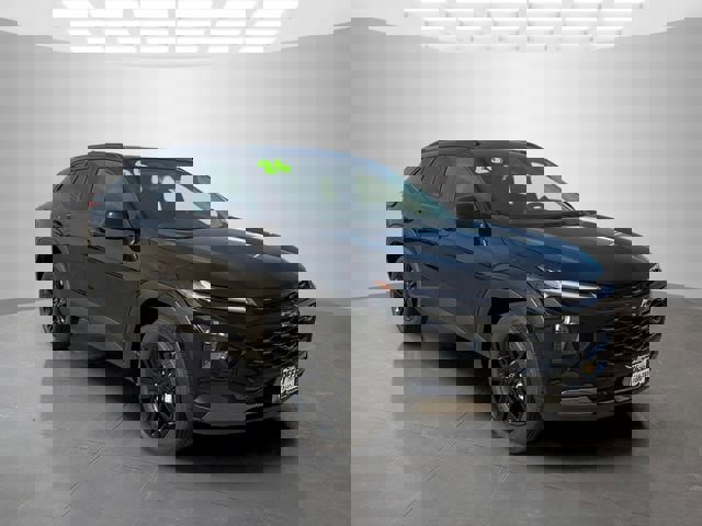 New 2026 Chevrolet Trax ACTIV w/ Driver Confidence Package image 2
