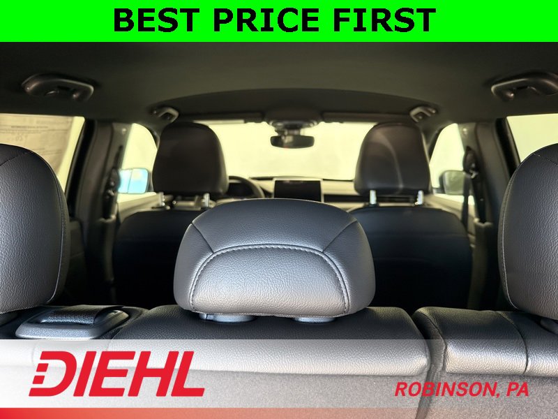 New 2026 Jeep Compass Limited image 10