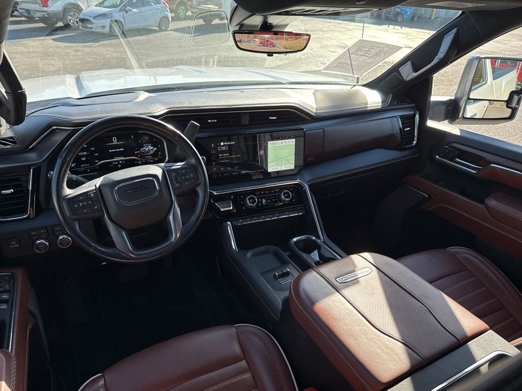 Used 2024 GMC Sierra 2500 Denali Ultimate w/ Max Trailering Package image 16