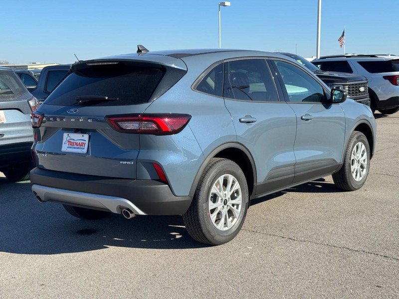 New 2026 Ford Escape Active w/ Cold Weather Package AWD/4WD video 3