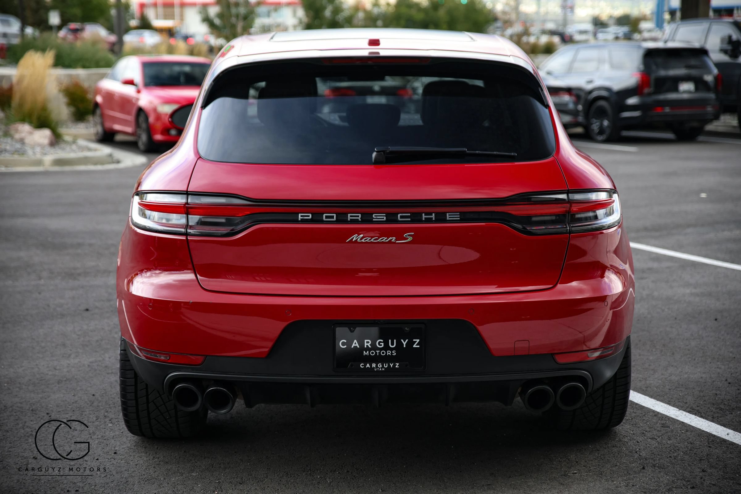 Used 2021 Porsche Macan S AWD/4WD image 10
