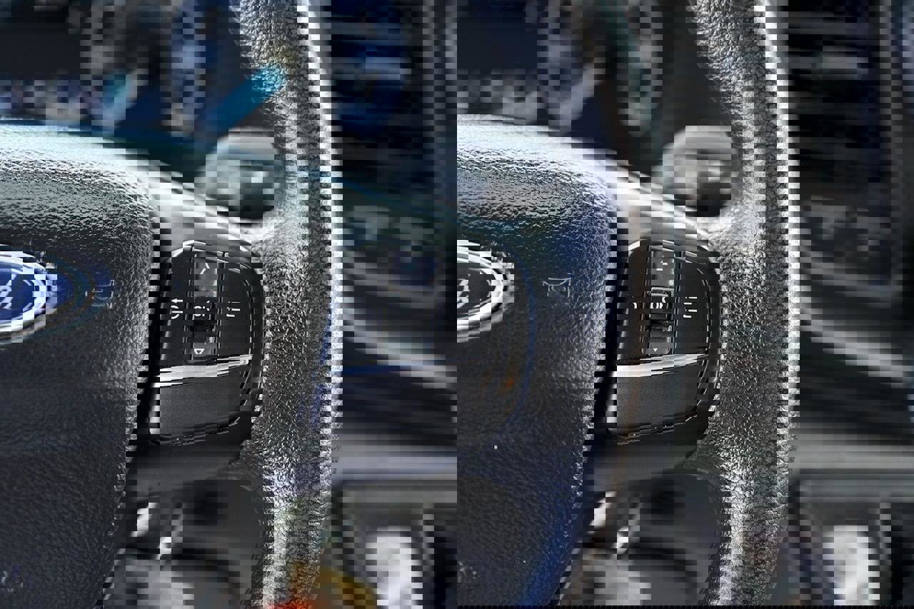 Used 2020 Ford Transit 250 148 High Roof Extended image 15