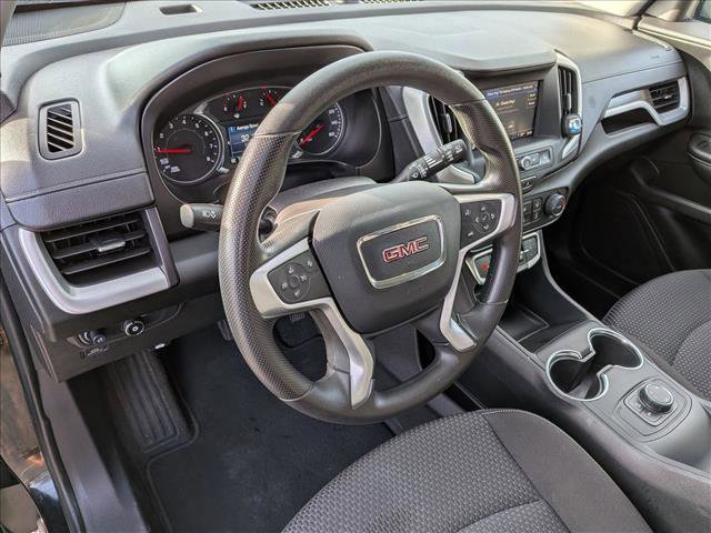 Used 2024 GMC Terrain SLE image 10