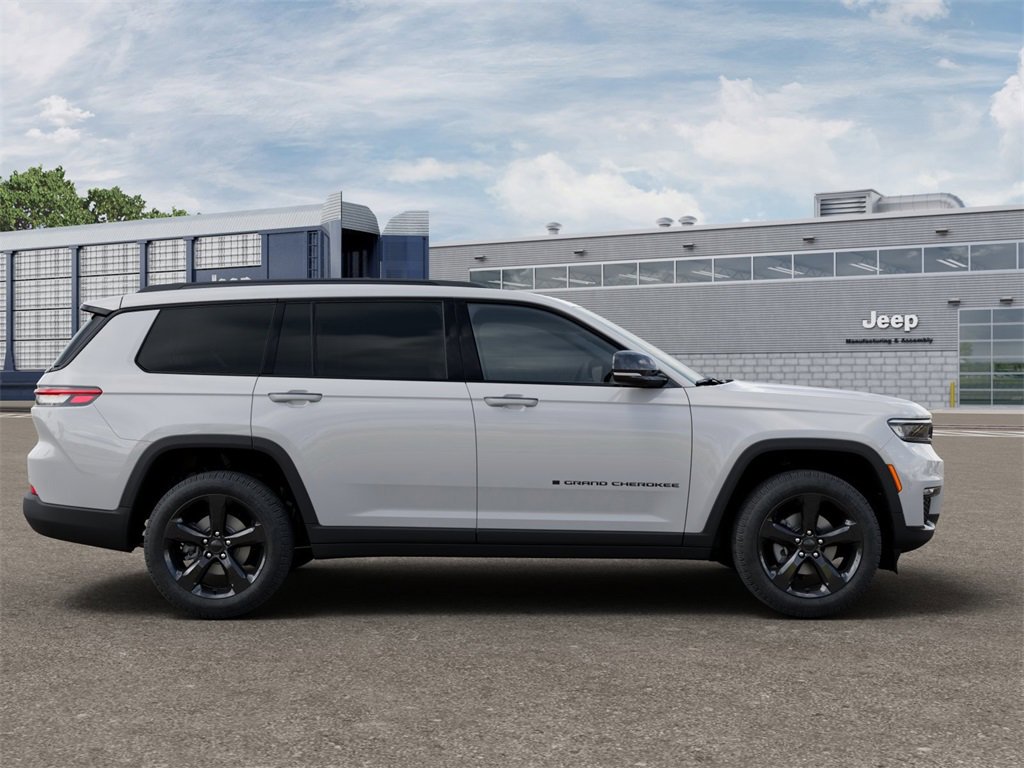 New 2025 Jeep Grand Cherokee L Limited w/ Black Appearance Package image 21