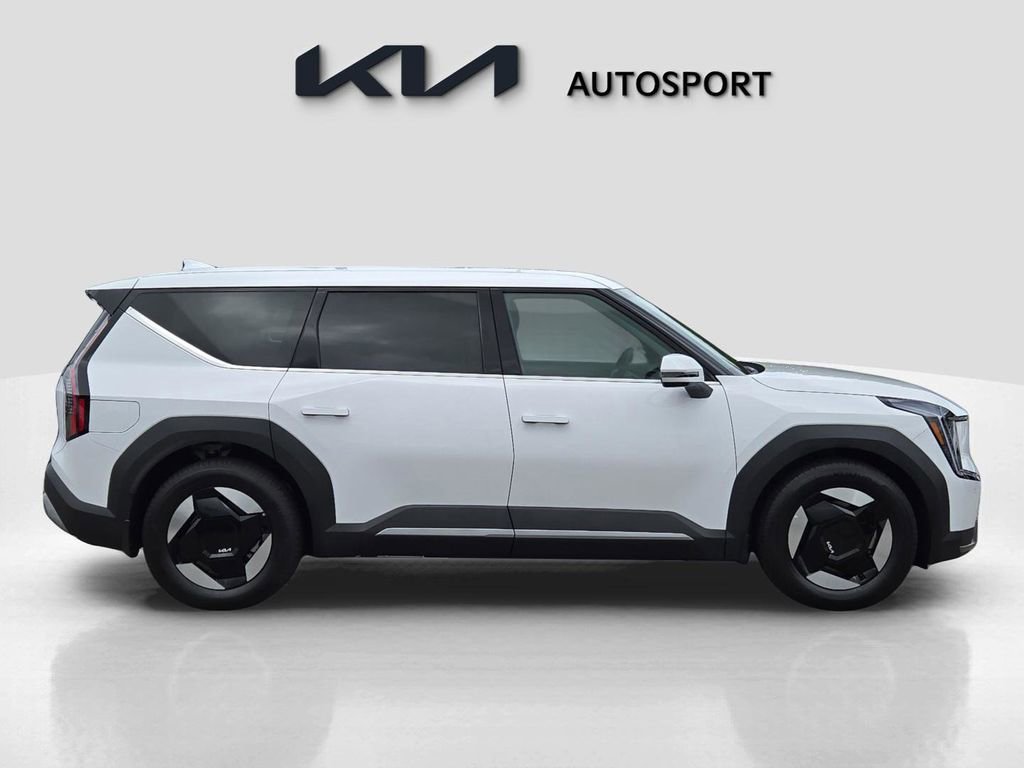 New 2026 Kia EV9 Light image 7