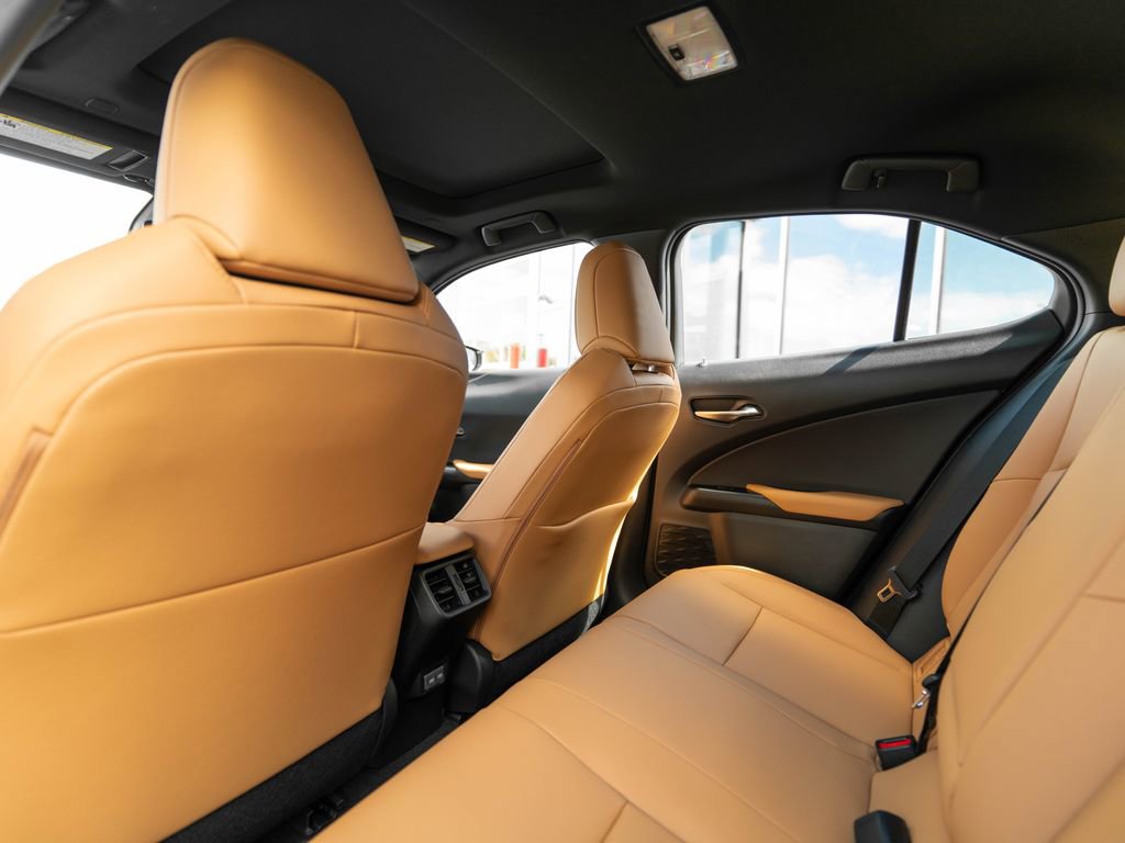 New 2026 Lexus UX 300h AWD image 13