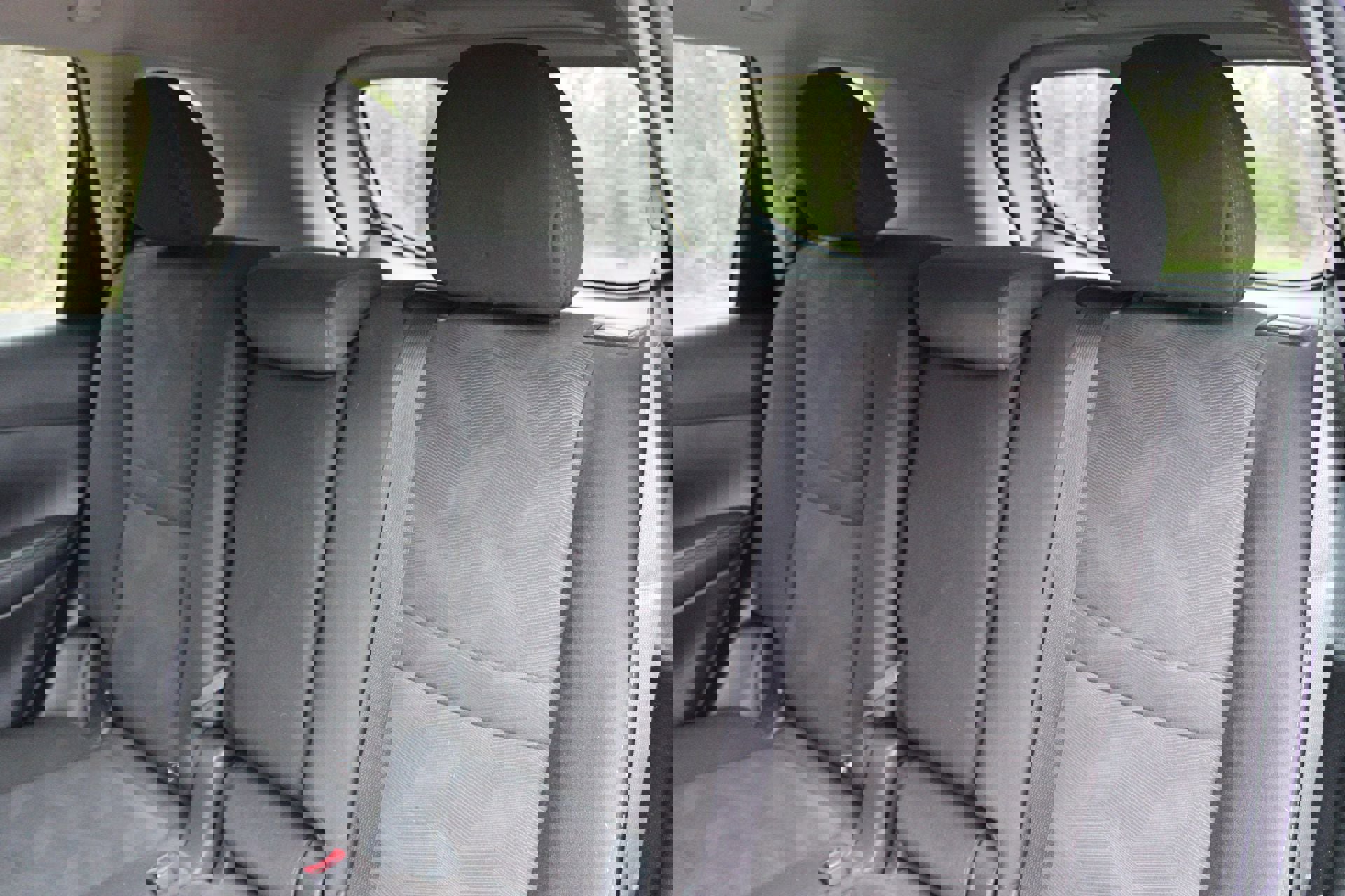 Used 2016 Nissan Rogue SV image 17