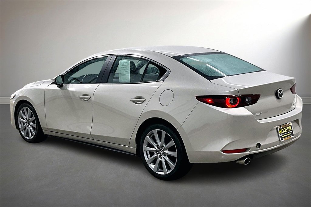 Used 2022 MAZDA MAZDA3 s image 4
