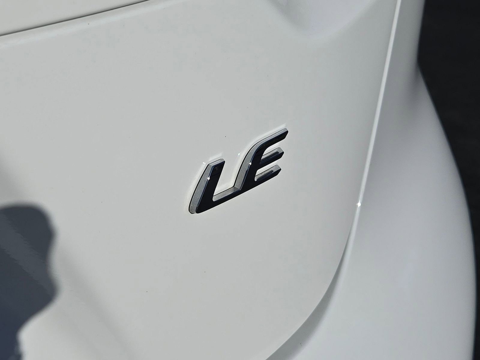 Used 2024 Toyota Corolla LE image 9