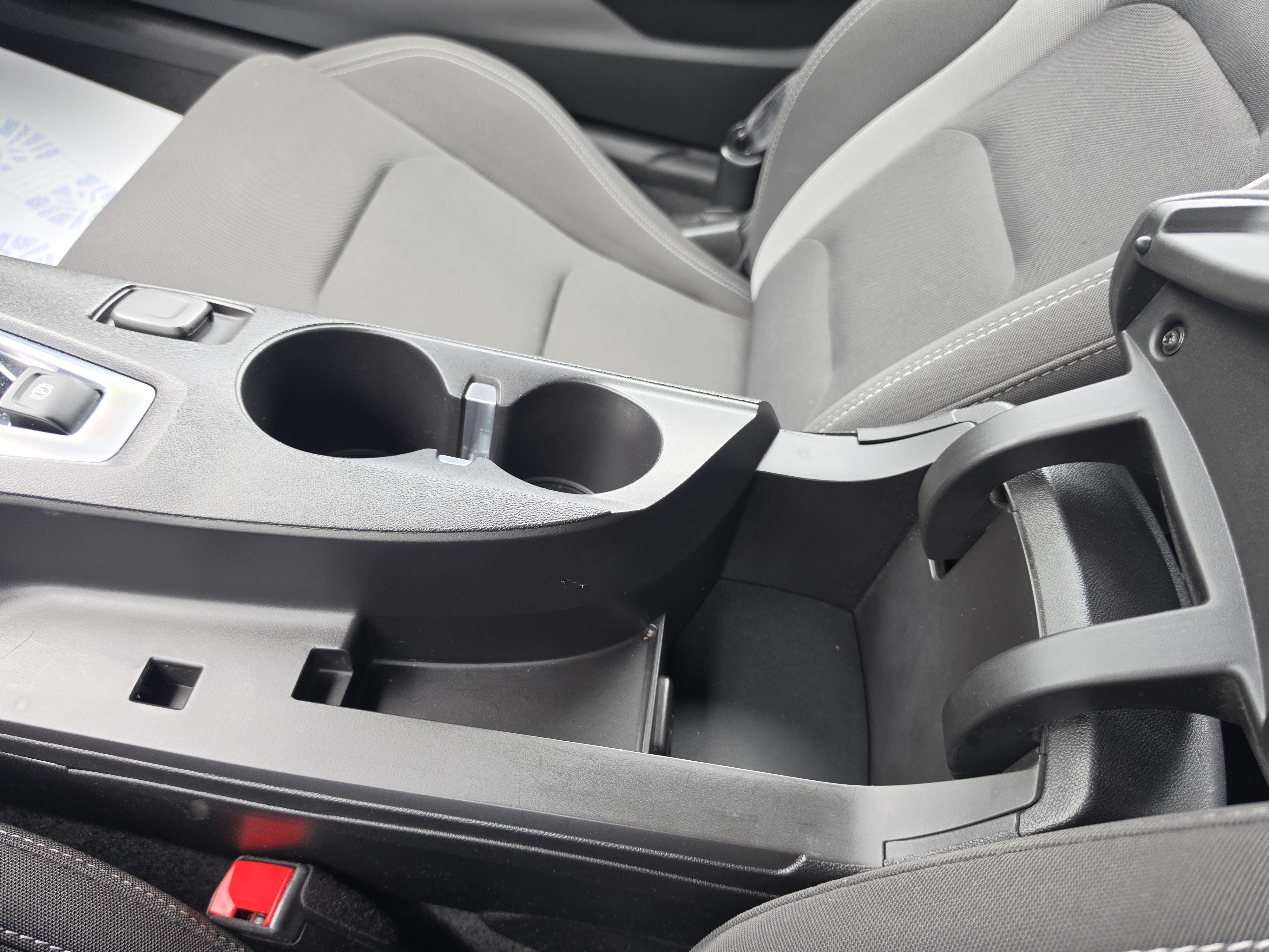Used 2018 Chevrolet Camaro SS RWD image 36