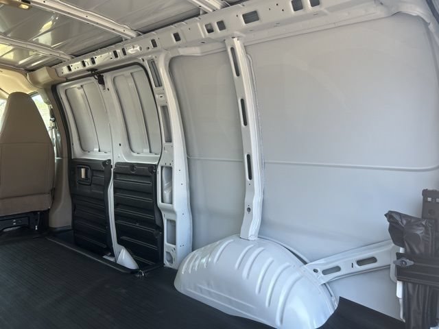 New 2026 Chevrolet Express 2500 RWD image 12